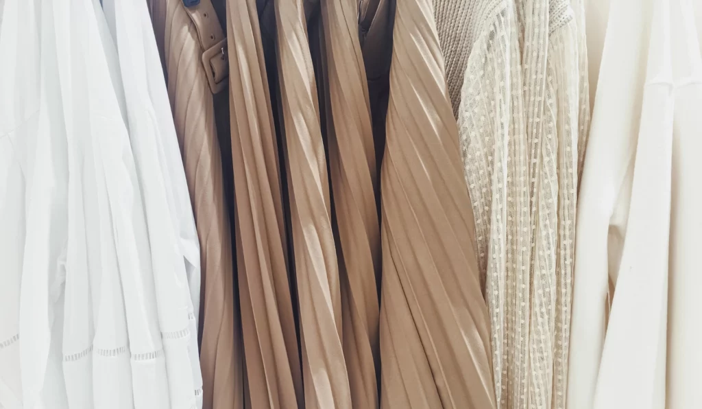 Karakteristik Utama Capsule Wardrobe